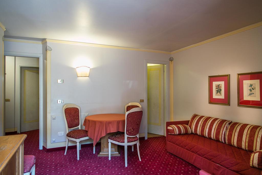 Hotel Posta R.T.A. Madonna Kültér fotó