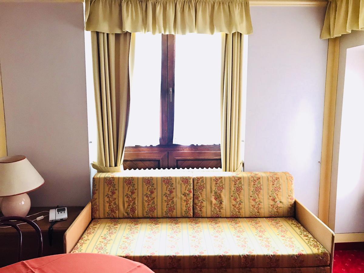 Hotel Posta R.T.A. Madonna Kültér fotó